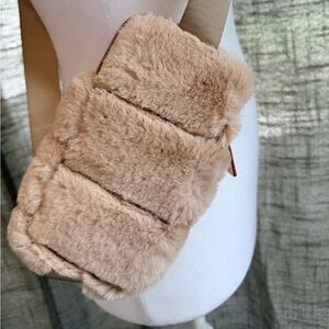 Plush Faux Fur Phone Crossbody - Beige